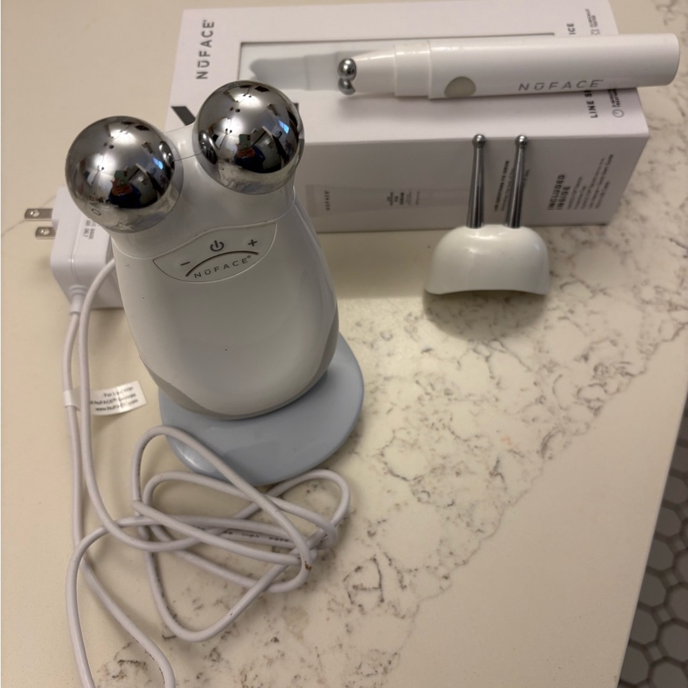 NuFace Trinity Toning Device with Mini and Attachable